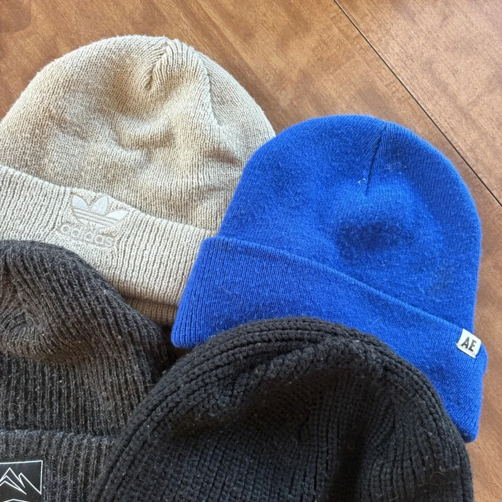 Mixed Brand Beanies Unisex OSFM Adidas Columbia AE Patagonia Style Hat Lot Multi